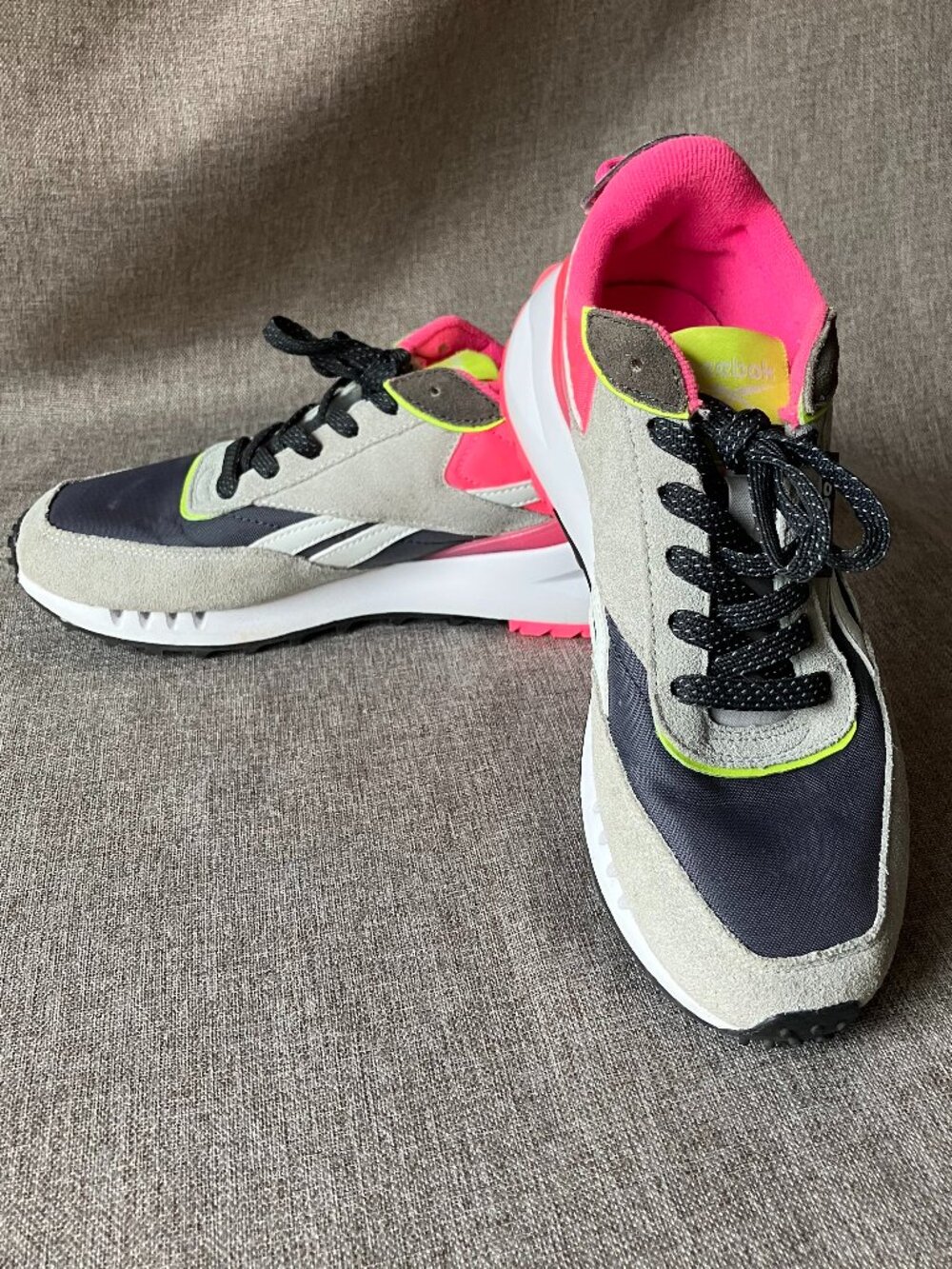 Reebok Forte Racer Size 9 Womens Lifestyle Sneaker Shoes Pink Gray Yellow